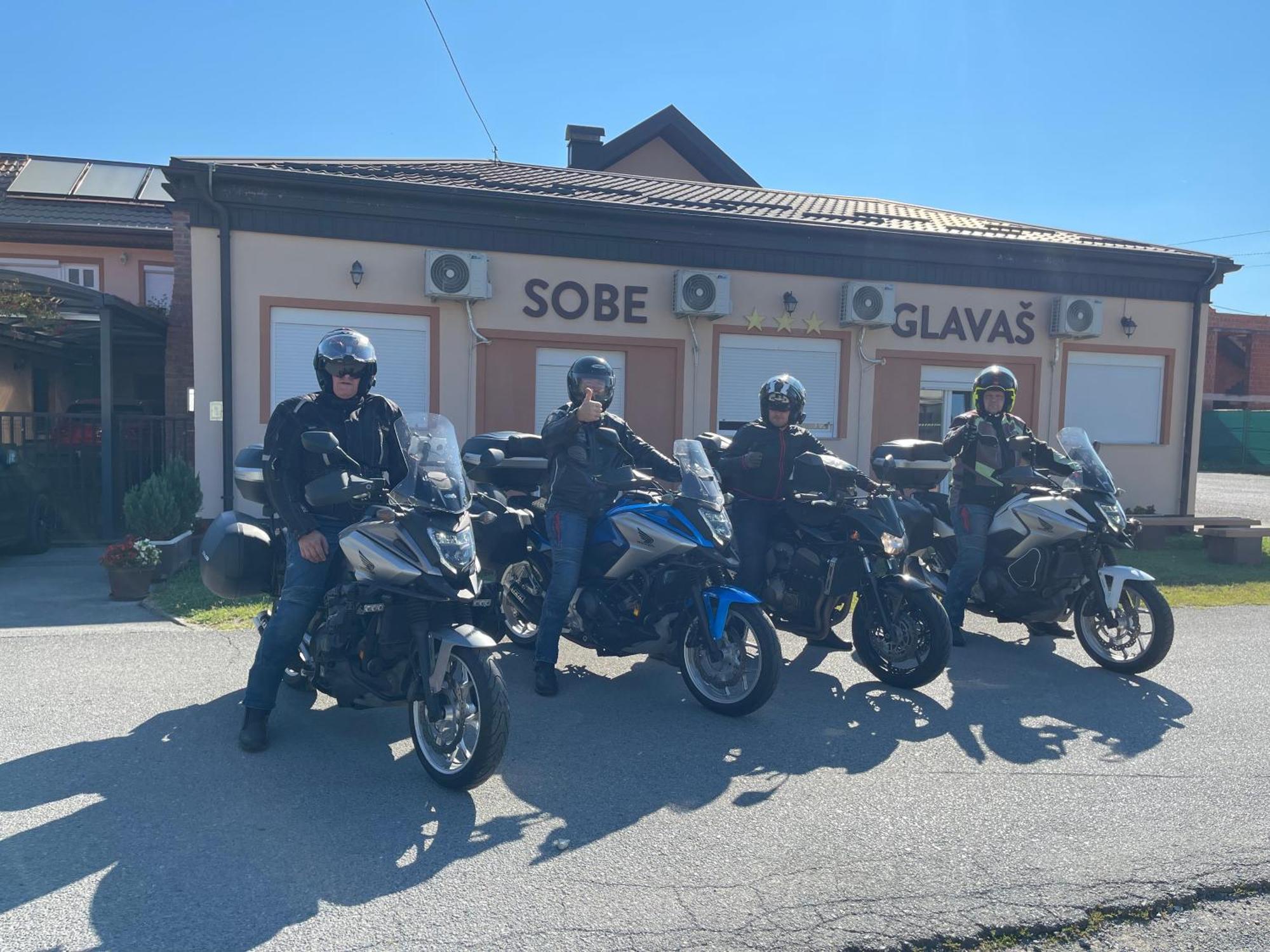 Bed and Breakfast Sobe Glavas Garesnica Exterior foto