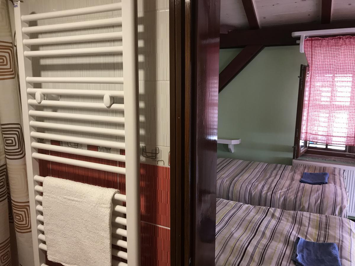 Bed and Breakfast Sobe Glavas Garesnica Exterior foto