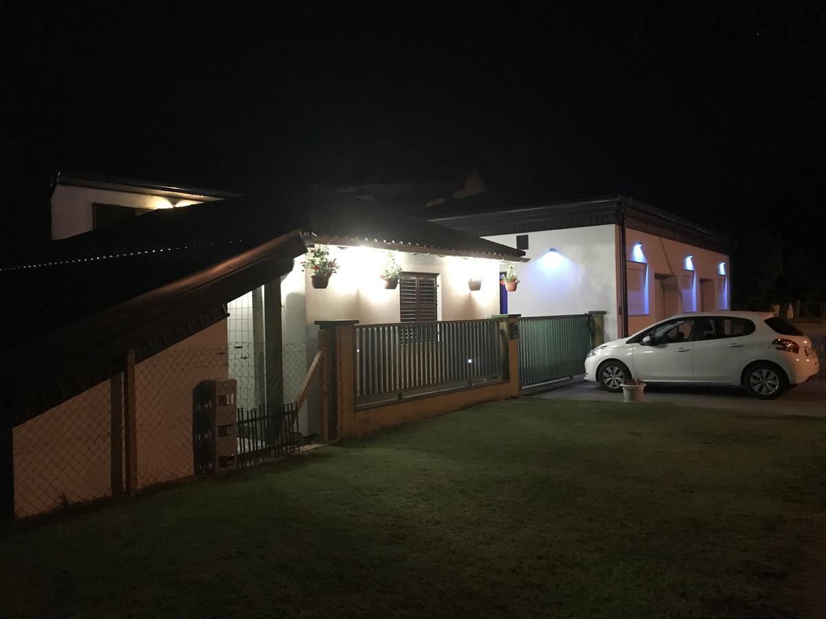 Bed and Breakfast Sobe Glavas Garesnica Exterior foto